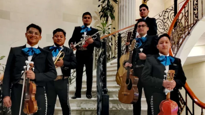 xr:d:DAFxere_d70:743,j:2753235435687735788,t:23112402 Mariachi en Tulancingo
